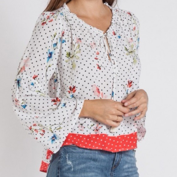 Velvet Heart Peasant Top - Picture 1 of 4